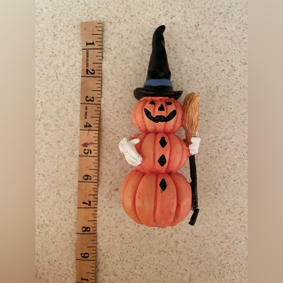 Vintage Jack-o’-lantern Halloween Figurine - Picture 4 of 8